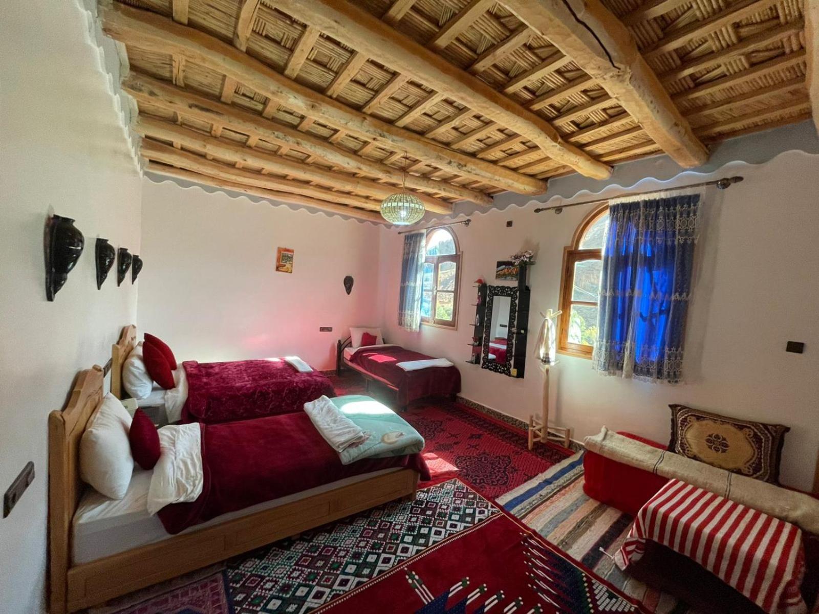 Auberge Oued Dades Boumalne Buitenkant foto