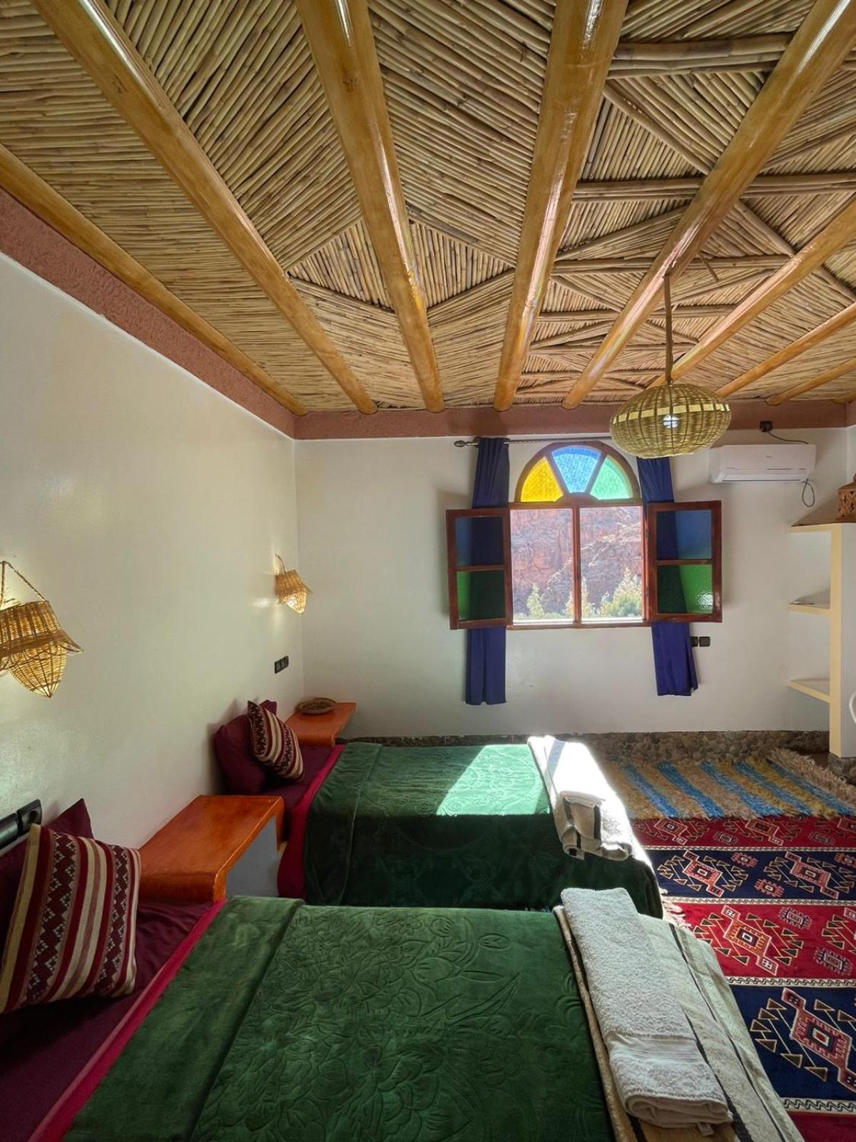 Auberge Oued Dades Boumalne Buitenkant foto